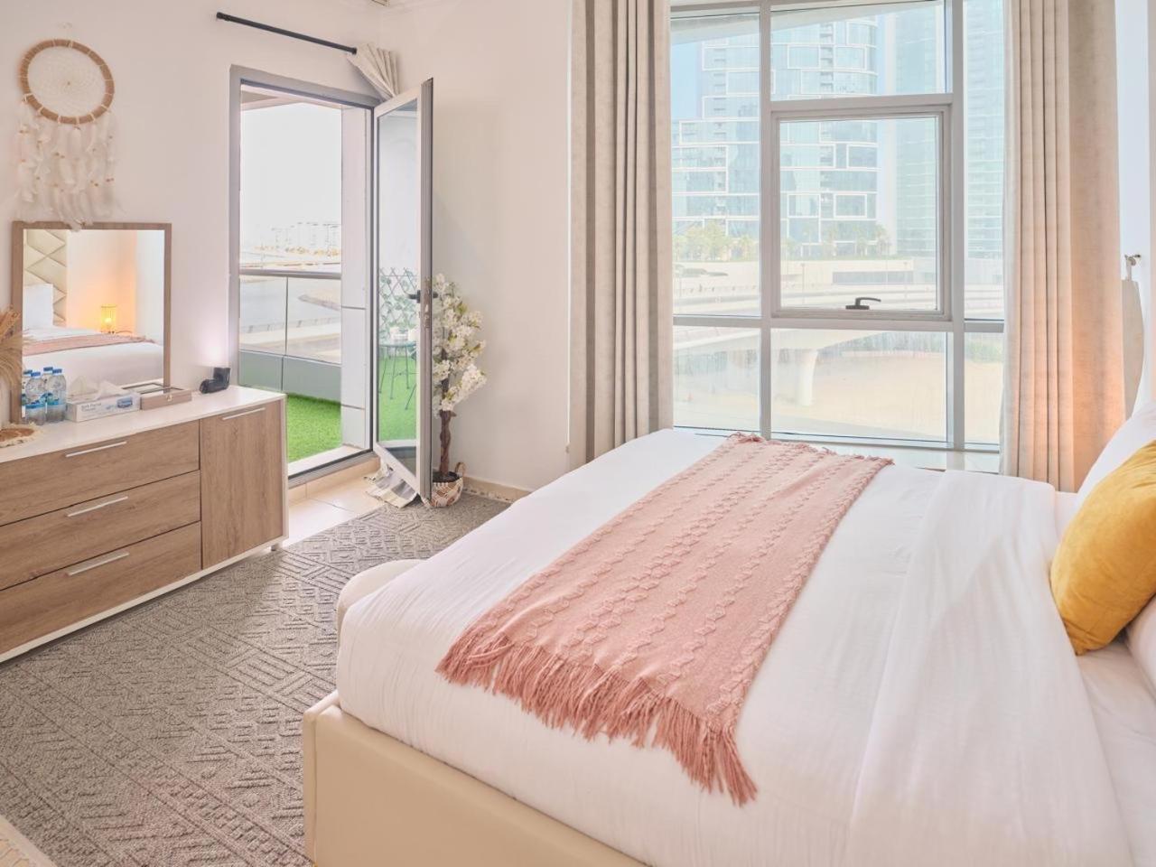 Wonderful Two Bed Room With Full Marina View Dubaï Extérieur photo